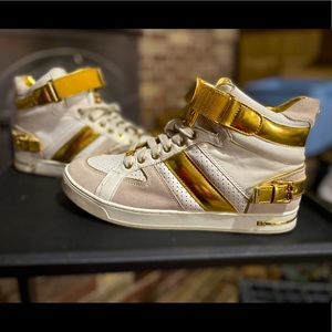 Michael Kors High Top Sneakers size 9 1/2 l